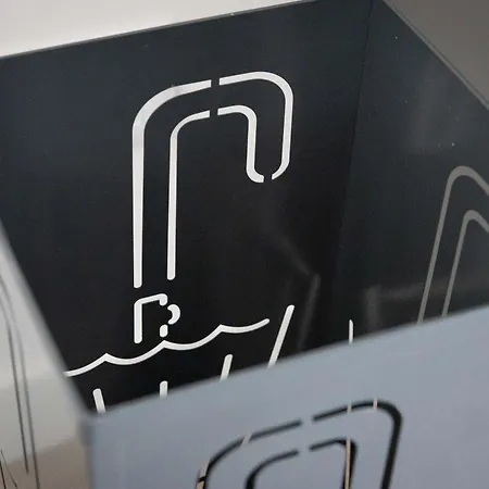 Hurban Anastasio 12 Park