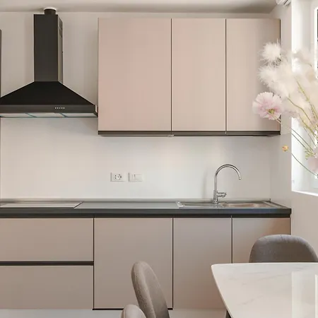 Hurban Anastasio 12 Park